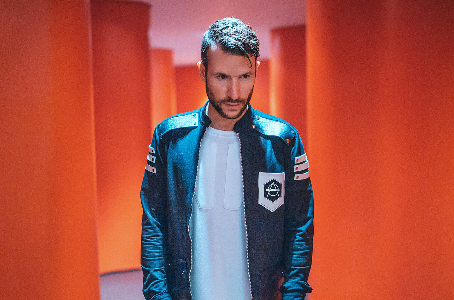 Don Diablo Reveals Give Me Love Video Feat Calum Scott Via Future Album Viralbpm